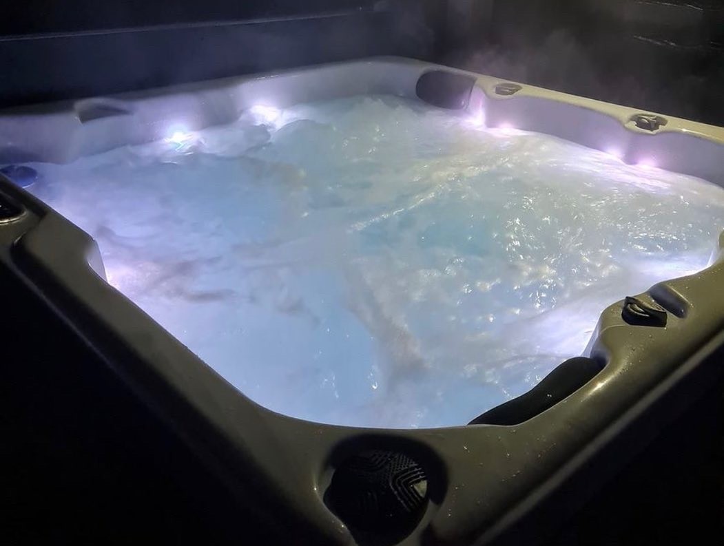 outdoor jaccuzi